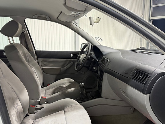 Volkswagen Golf I 11 of 14