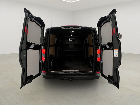 Ford Transit Custom 11 of 30