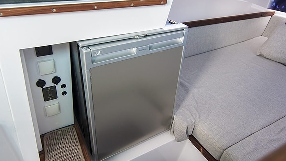 Axopar 37 Cabin - 2019 20 of 30