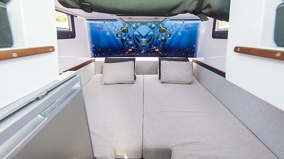 Axopar 37 Cabin - 2019 5 of 30