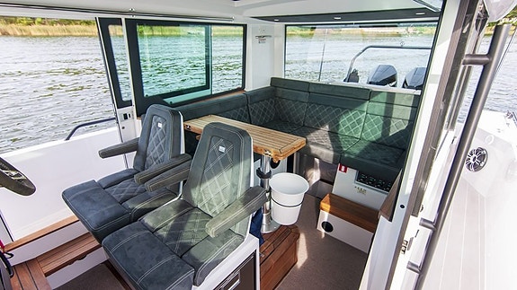 Axopar 37 Cabin - 2019 30 of 30