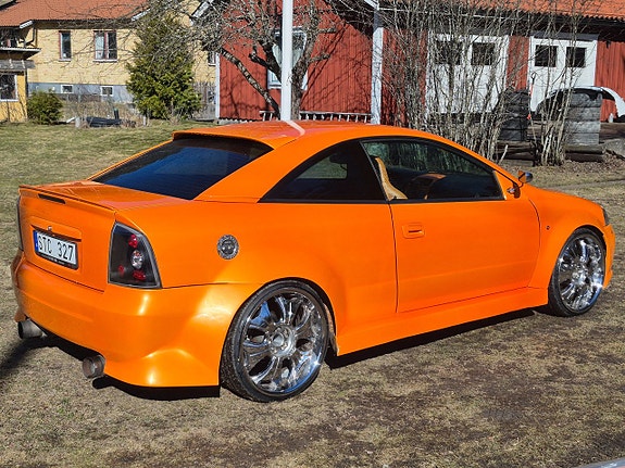 Opel Astra 4 of 5