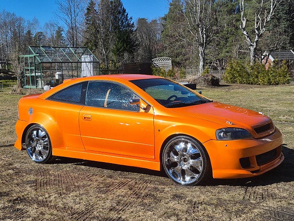 Opel Astra 2 of 5
