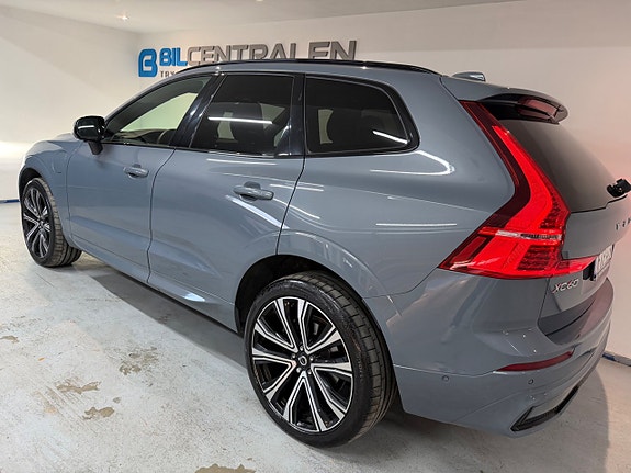 Volvo XC60 8 of 21