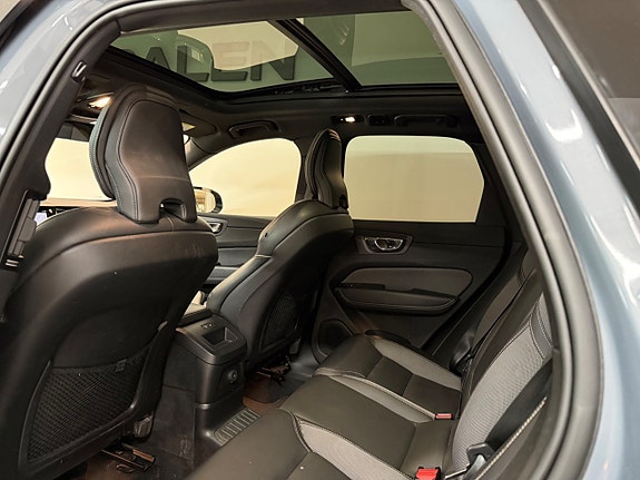 Volvo XC60 21 of 21