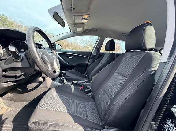 Hyundai i30 9 of 12