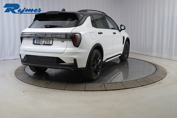 Lynk & Co 01 4 of 22