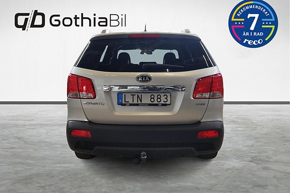 Kia Sorento 6 of 24