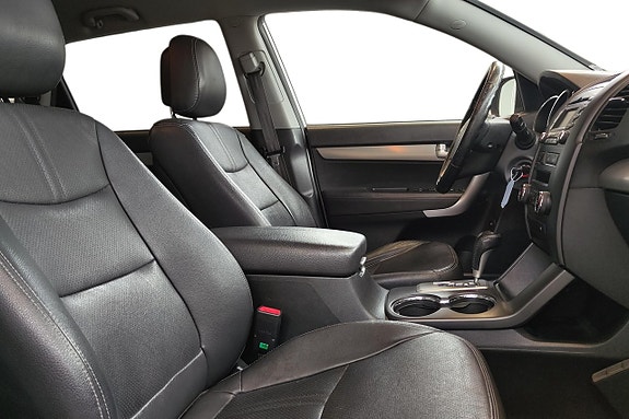 Kia Sorento 15 of 24