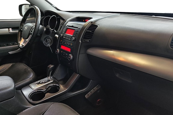 Kia Sorento 14 of 24