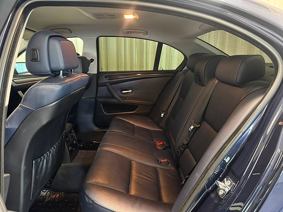 BMW 520d 25 of 25