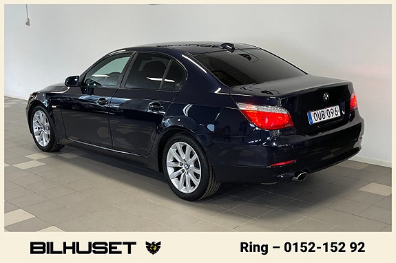 BMW 520d 2 of 5
