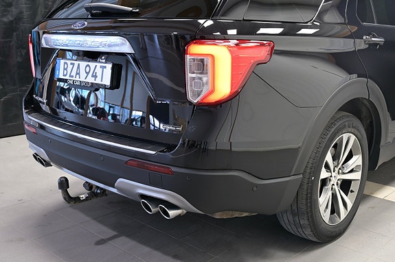 Ford Explorer 7 of 30
