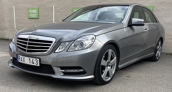 Mercedes-Benz E220
