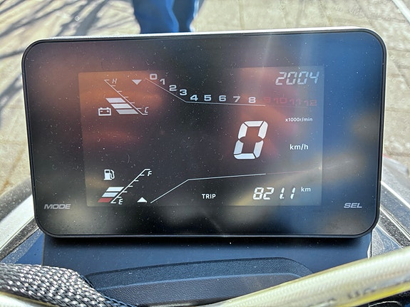 Motocr R9 2 of 5