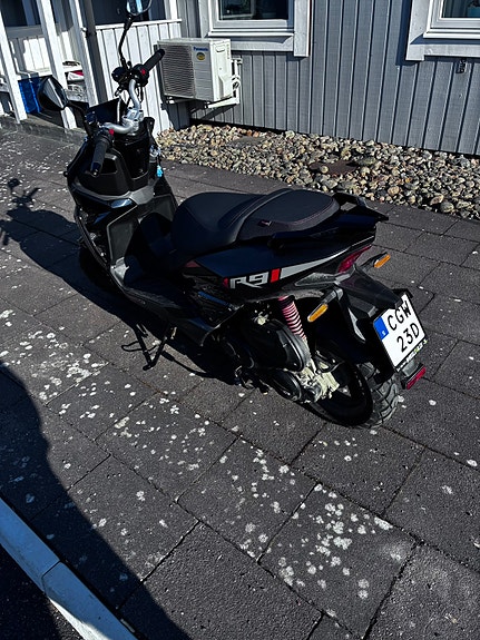 Motocr R9 5 of 5