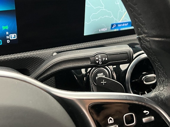 Mercedes-Benz CLA200 d 15 of 30