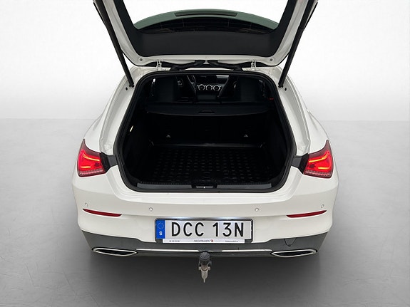 Mercedes-Benz CLA200 d 28 of 30