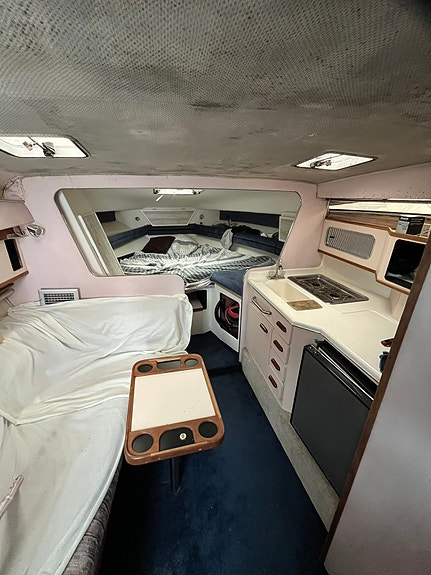 Sea Ray 280 3 of 4