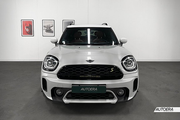 MINI Countryman Cooper SE 8 of 19