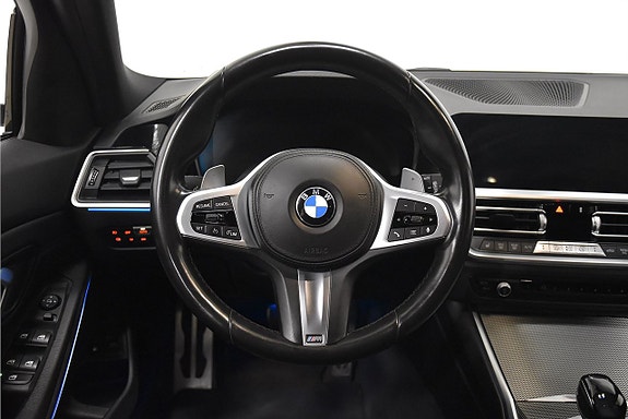 BMW 330e 2 of 5