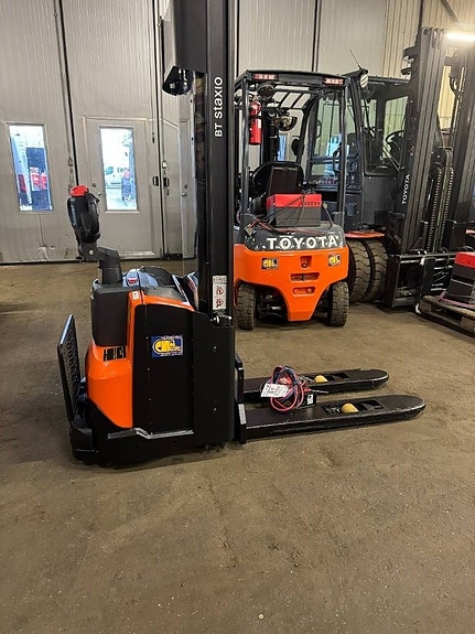 BT truck SWE 140 L