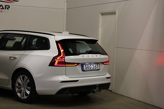 Volvo V60 7 of 16