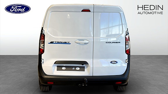 Ford E-Courier 7 of 9