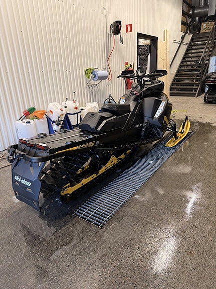 Ski-Doo Summit Neo + 600 EFI 55hk 4 of 4