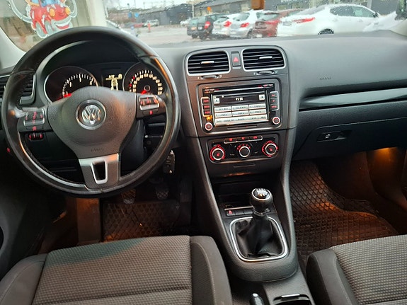 Volkswagen Golf VI 7 of 12