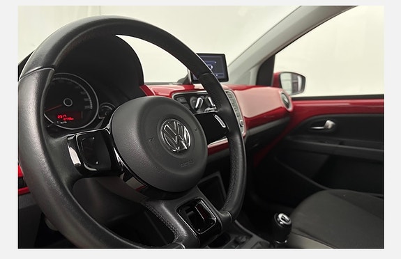 Volkswagen UP! 4 of 5