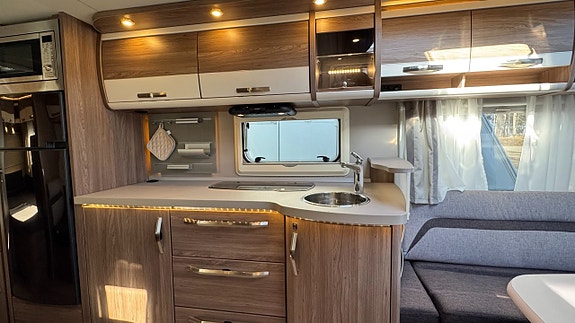 Knaus 650 UDF Südwind W08 4 of 5