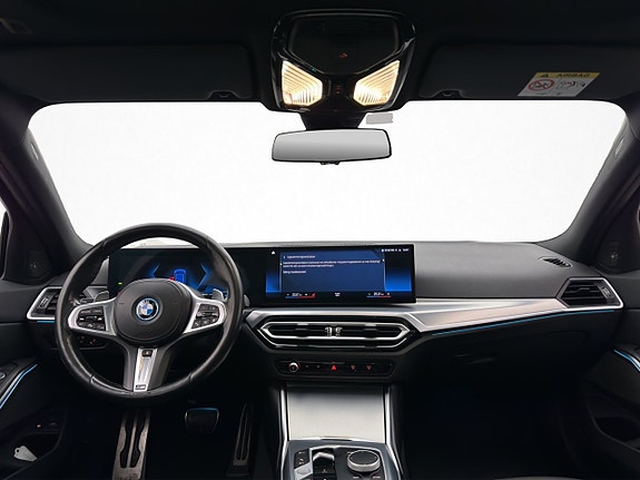 BMW 330e 12 of 30