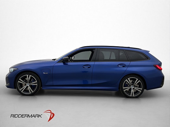 BMW 330e 5 of 5