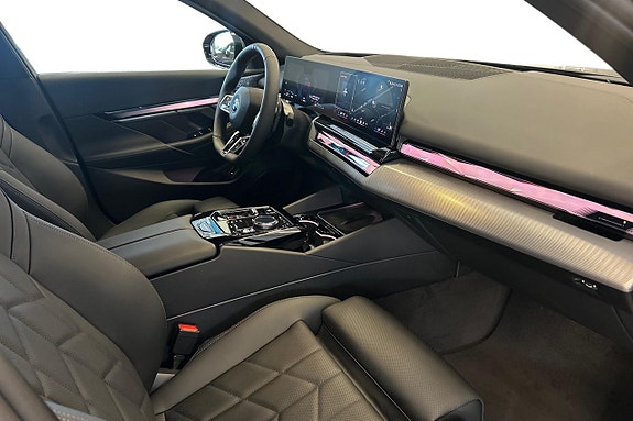 BMW 530e 10 of 23