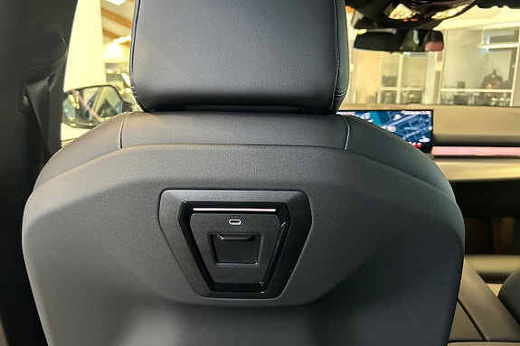 BMW 530e 20 of 23