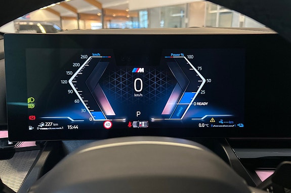 BMW 530e 18 of 23