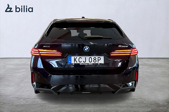 BMW 530e 4 of 23