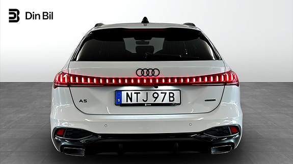 Audi A5 6 of 23