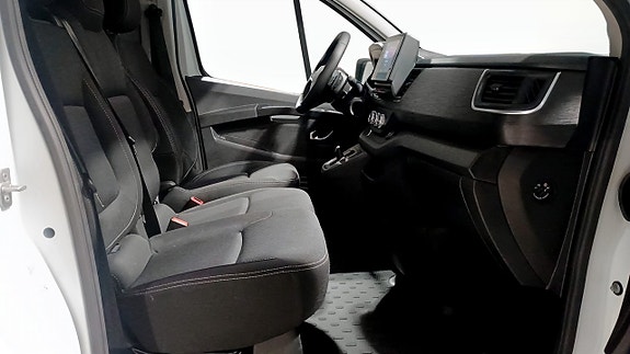 Renault Trafic 3 of 5