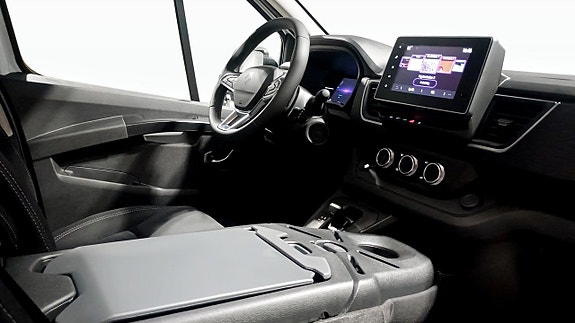 Renault Trafic 5 of 5