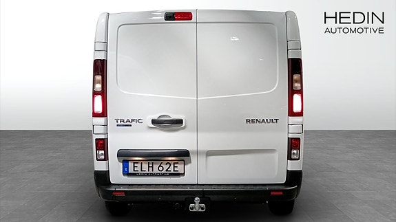 Renault Trafic 7 of 12
