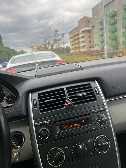 Mercedes-Benz B180 5 of 5