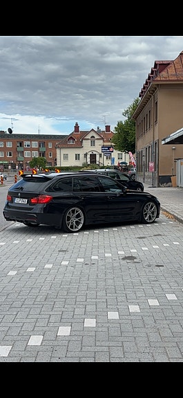 BMW 320d 9 of 11
