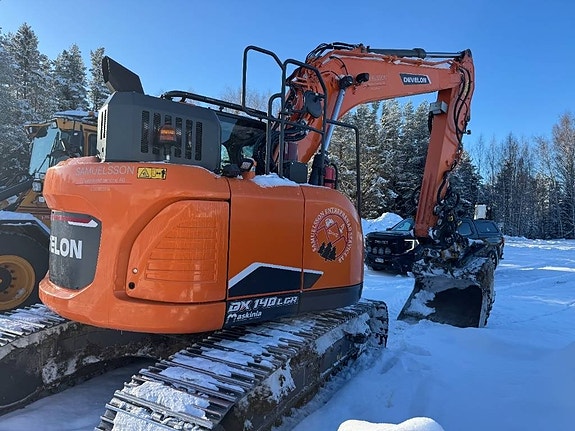 Develon DX 140 LCR-7