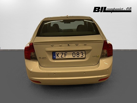 Volvo S40 5 of 5