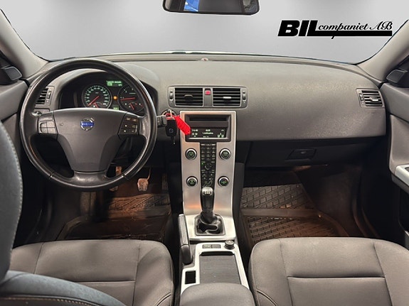 Volvo S40 7 of 12