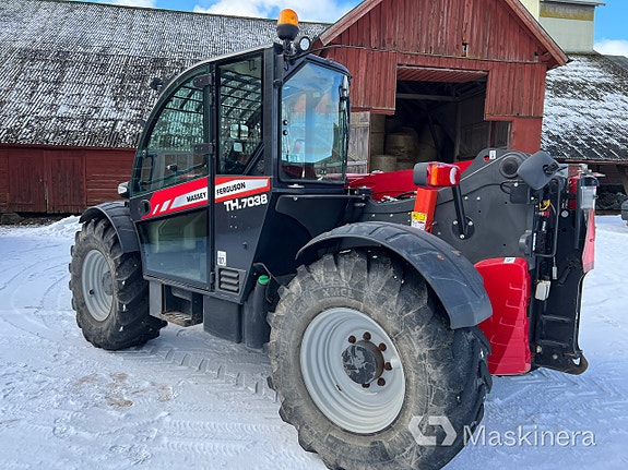 Teleskoplastare Massey Ferguson TH7038 6 of 27