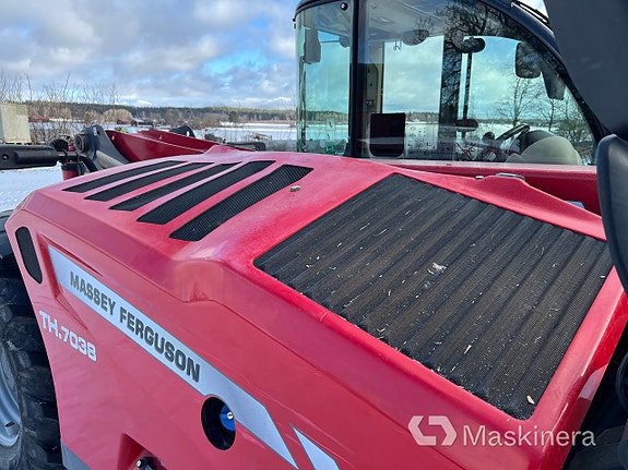 Teleskoplastare Massey Ferguson TH7038 27 of 27