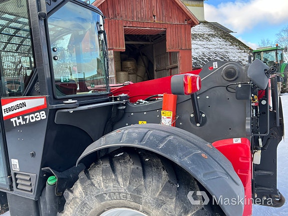 Teleskoplastare Massey Ferguson TH7038 23 of 27